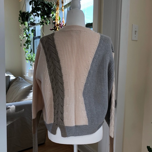 Aritzia block color sweater - Picture 2 of 6
